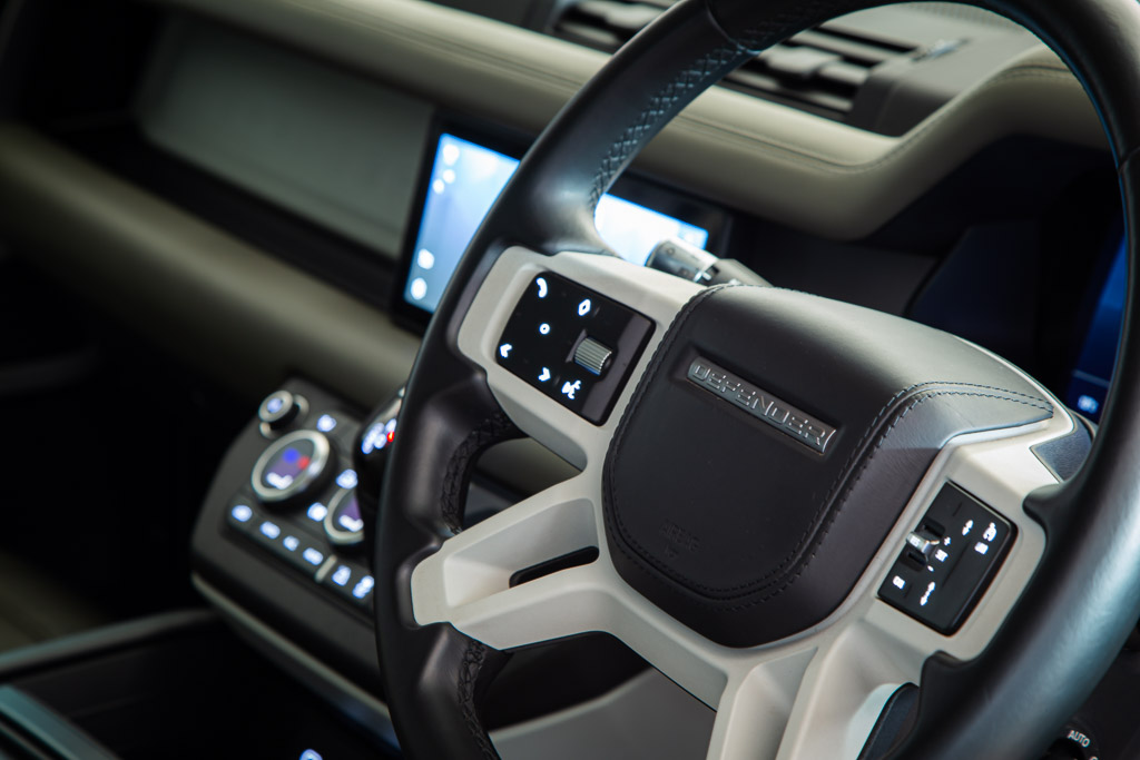 Land Rover Defender 110 HSE 