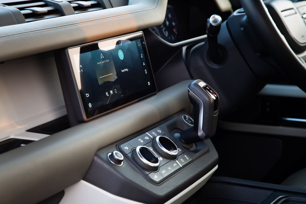 Land Rover Defender 110 HSE 