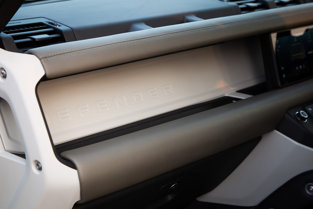 Land Rover Defender 110 HSE 