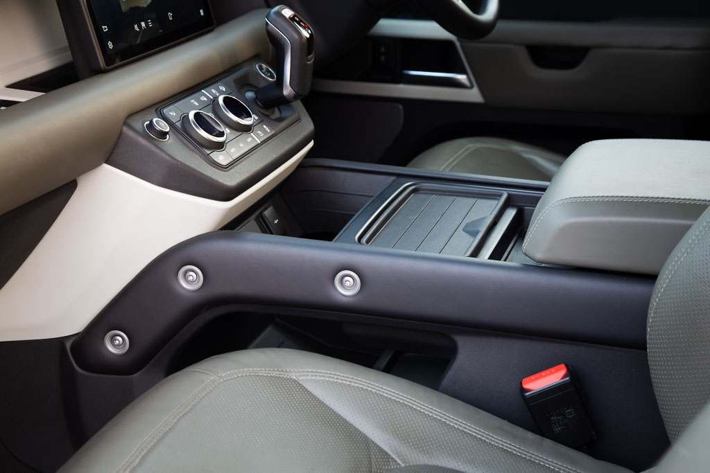 Land Rover Defender 110 HSE 