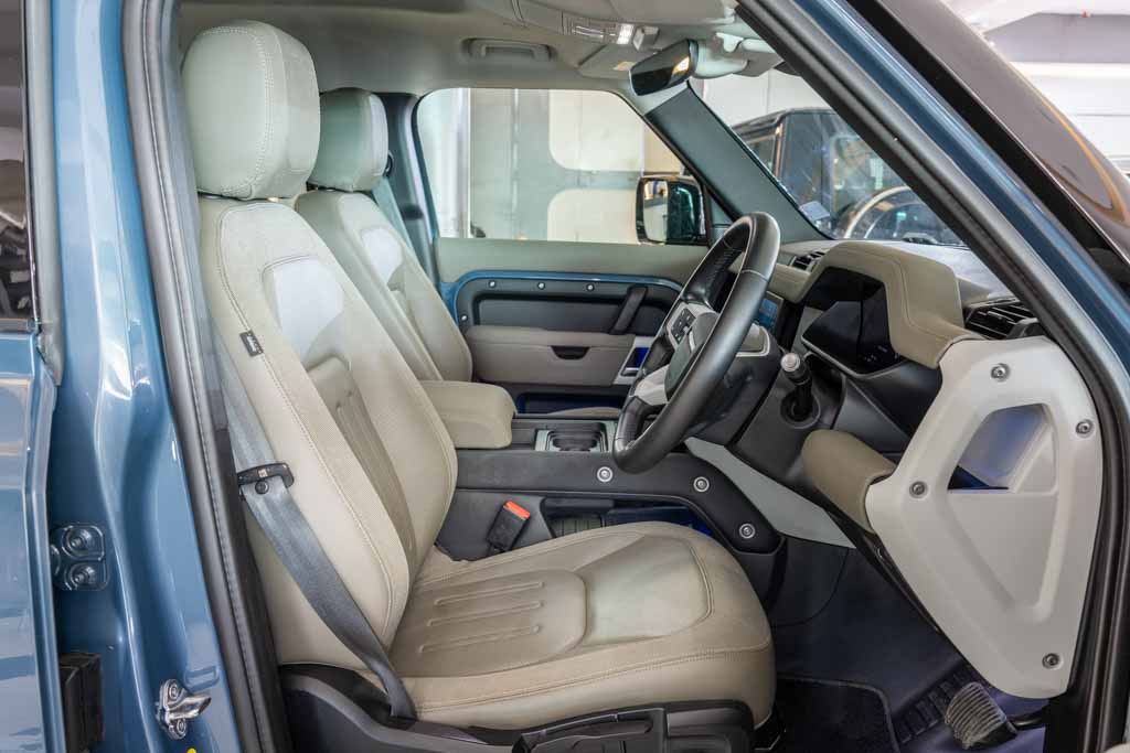 LAND ROVER DEFENDER 110 P300 S