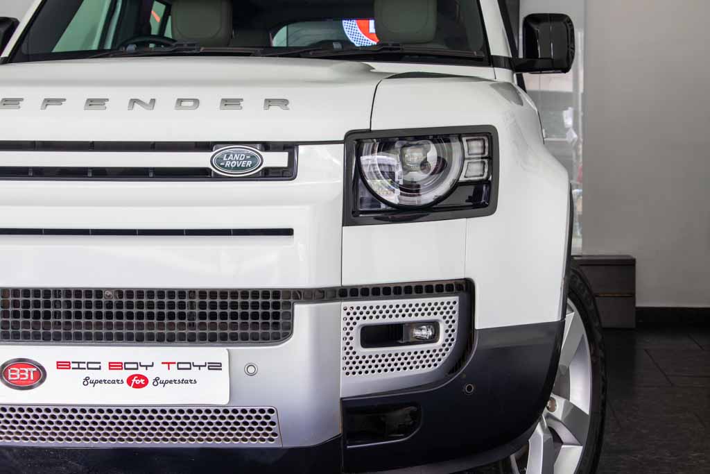 LAND ROVER DEFENDER 110 P300 HSE