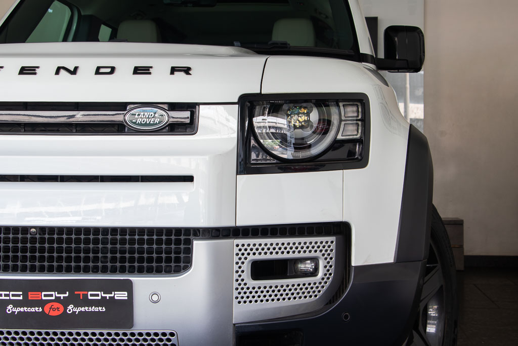 Land Rover Defender 110 SE