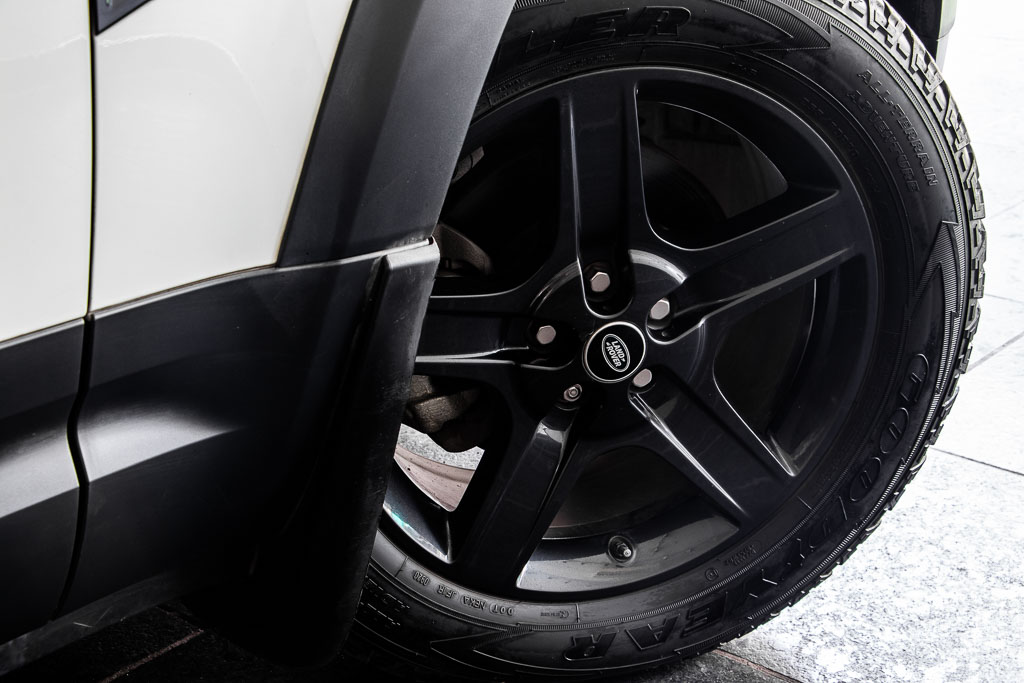 Land Rover Defender 110 SE