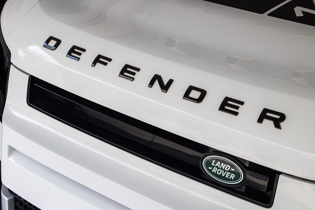 Land Rover Defender 110 SE