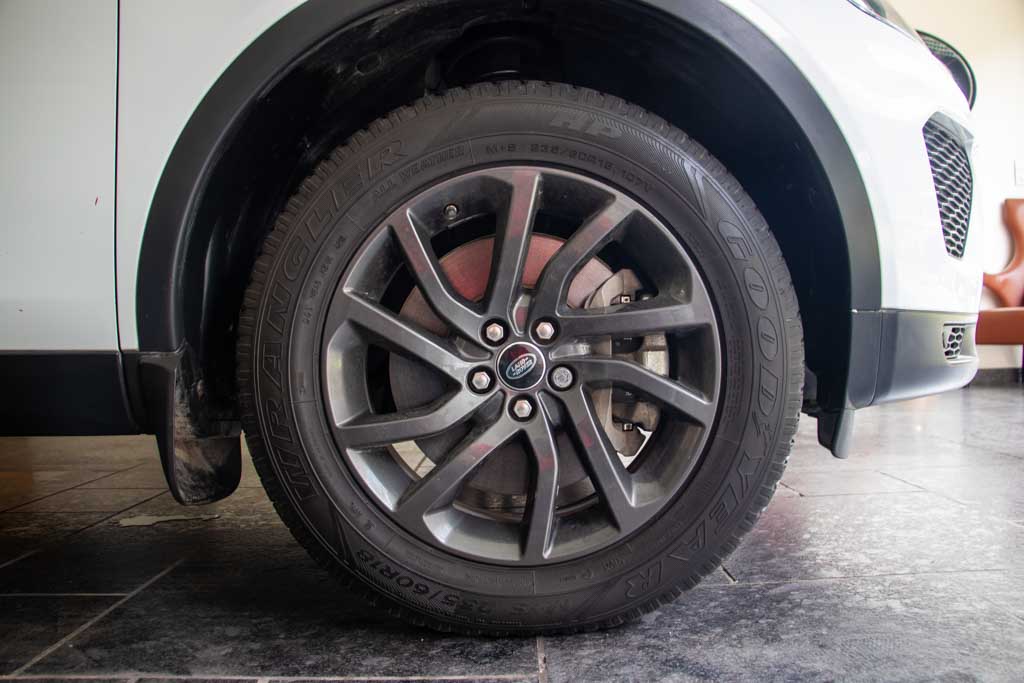 Land Rover Discovery Sport Landmark edition