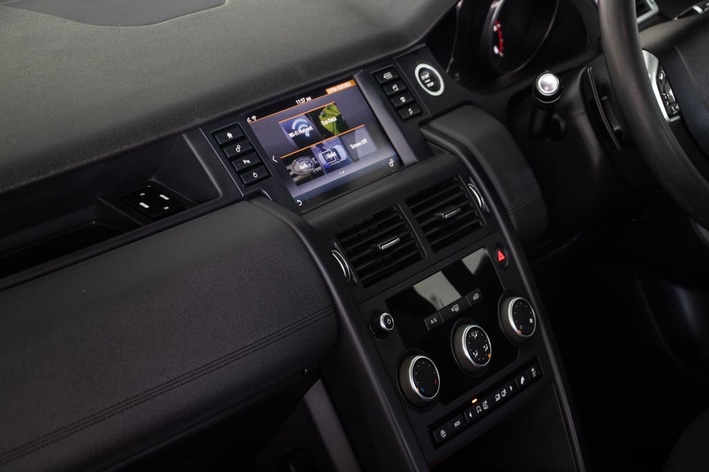 LAND ROVER DISCOVERY Sport S