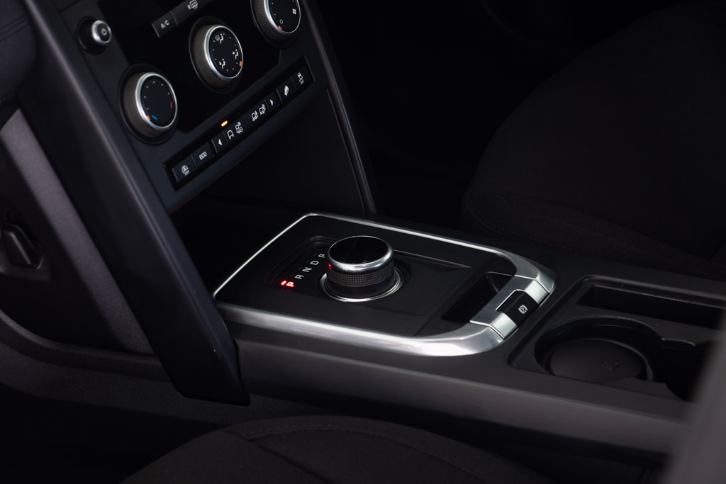 LAND ROVER DISCOVERY Sport S