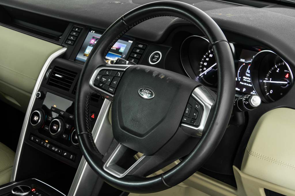 LAND ROVER DISCOVERY SPORT HSE