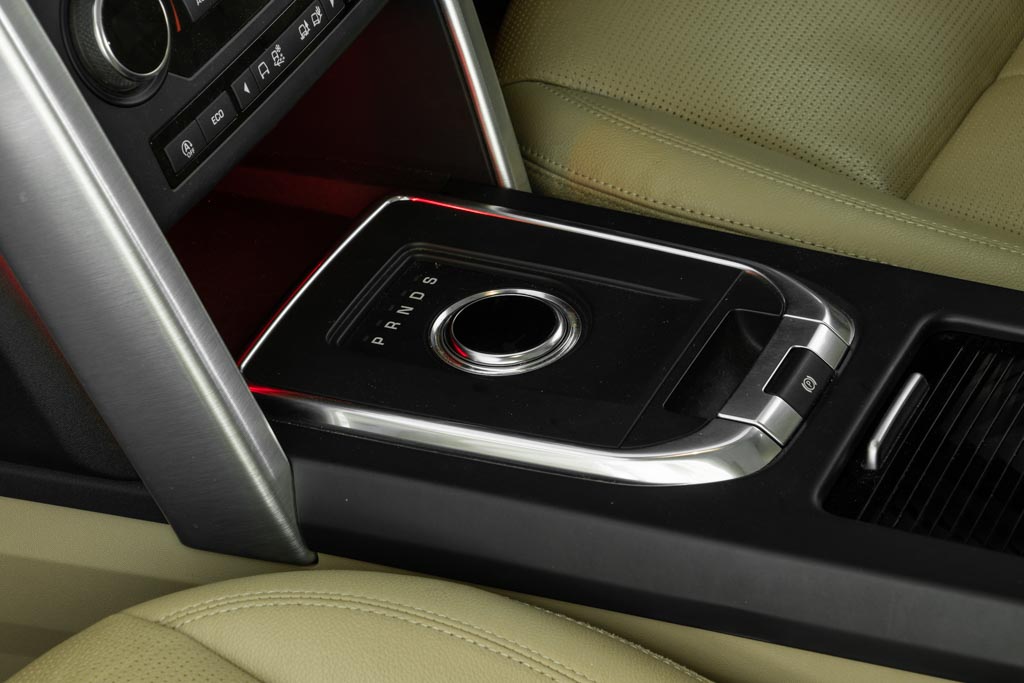 LAND ROVER DISCOVERY SPORT HSE