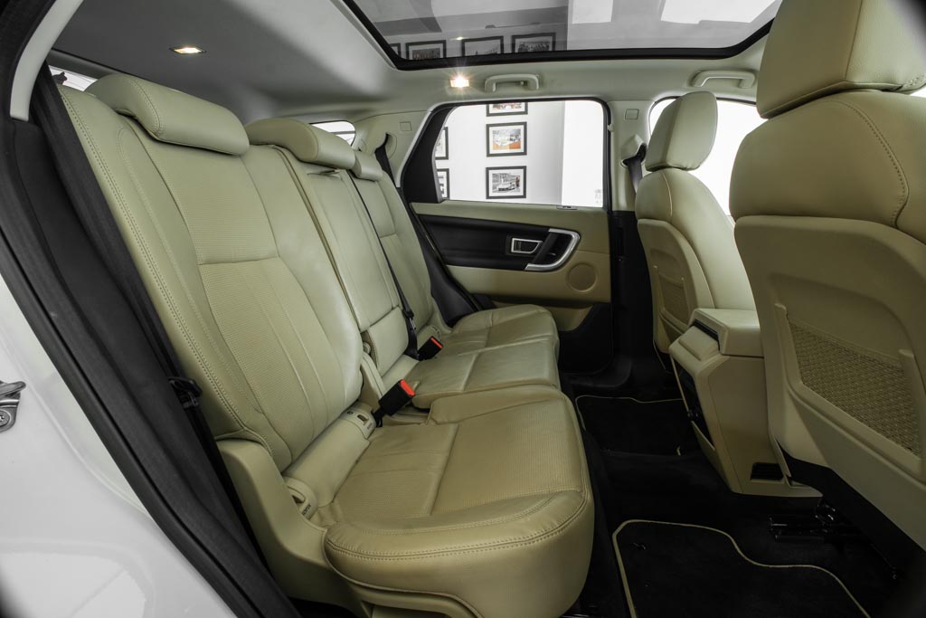 LAND ROVER DISCOVERY SPORT HSE