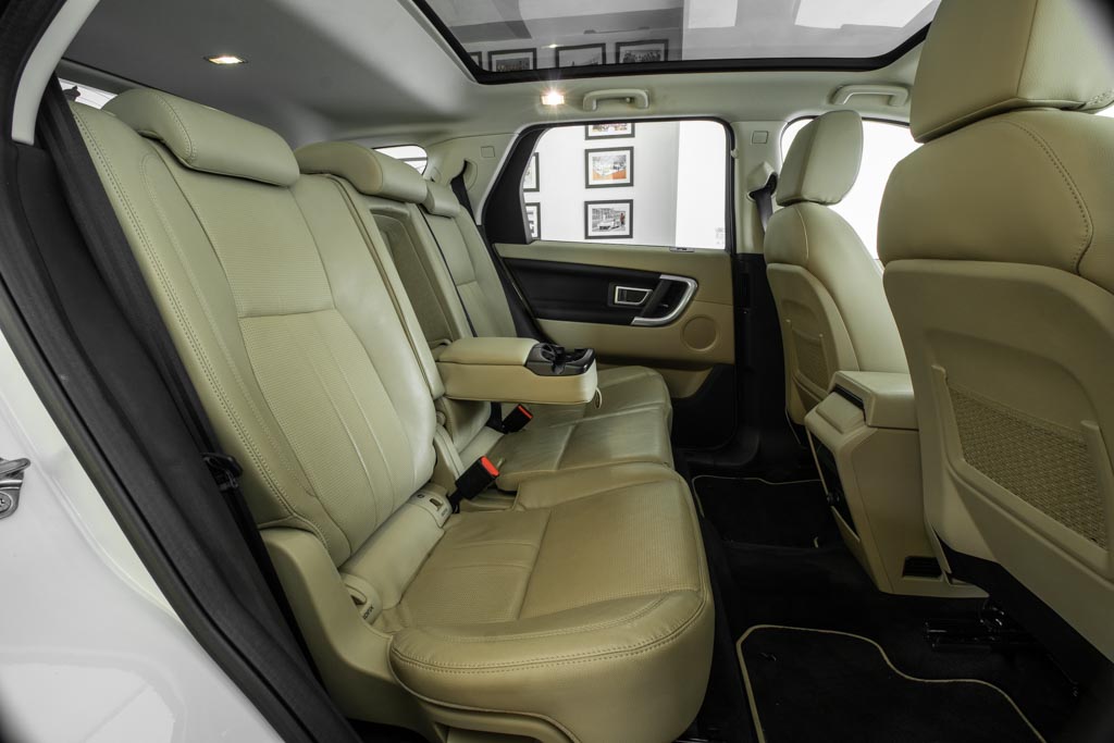 LAND ROVER DISCOVERY SPORT HSE