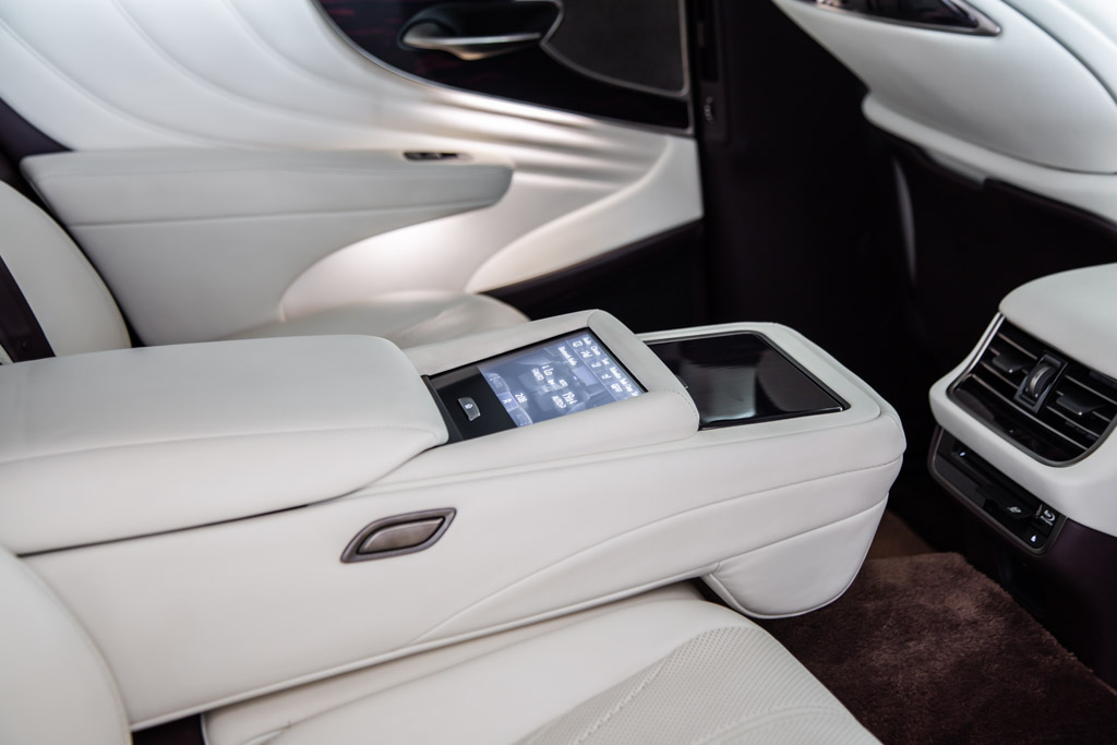 2018 Used Lexus LS 500h Luxury