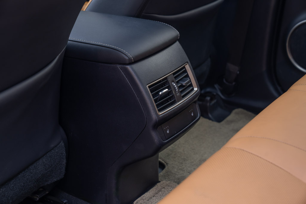 Lexus NX 300H Luxury