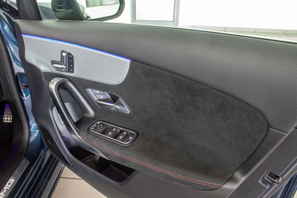 MERCEDES AMG A35 4MATIC