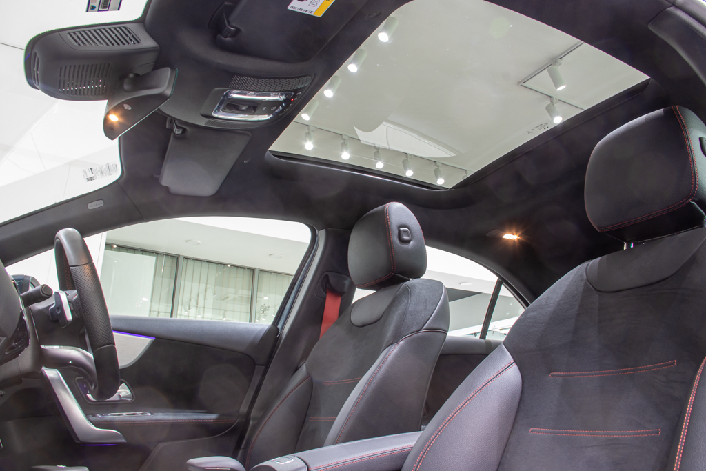 MERCEDES AMG A35 4MATIC