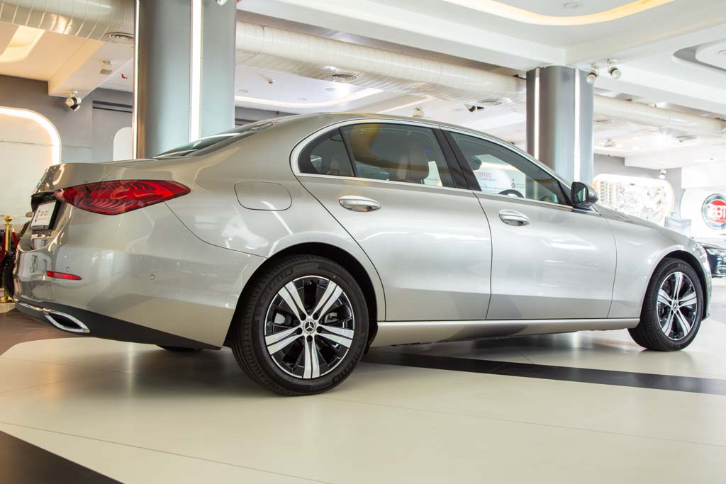 MERCEDES BENZ C220d PROGRESSIVE