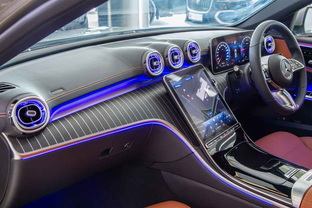 MERCEDES BENZ C220d PROGRESSIVE