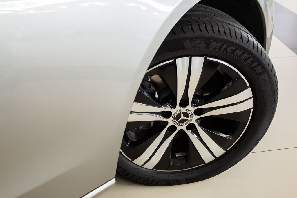 MERCEDES BENZ C220d PROGRESSIVE