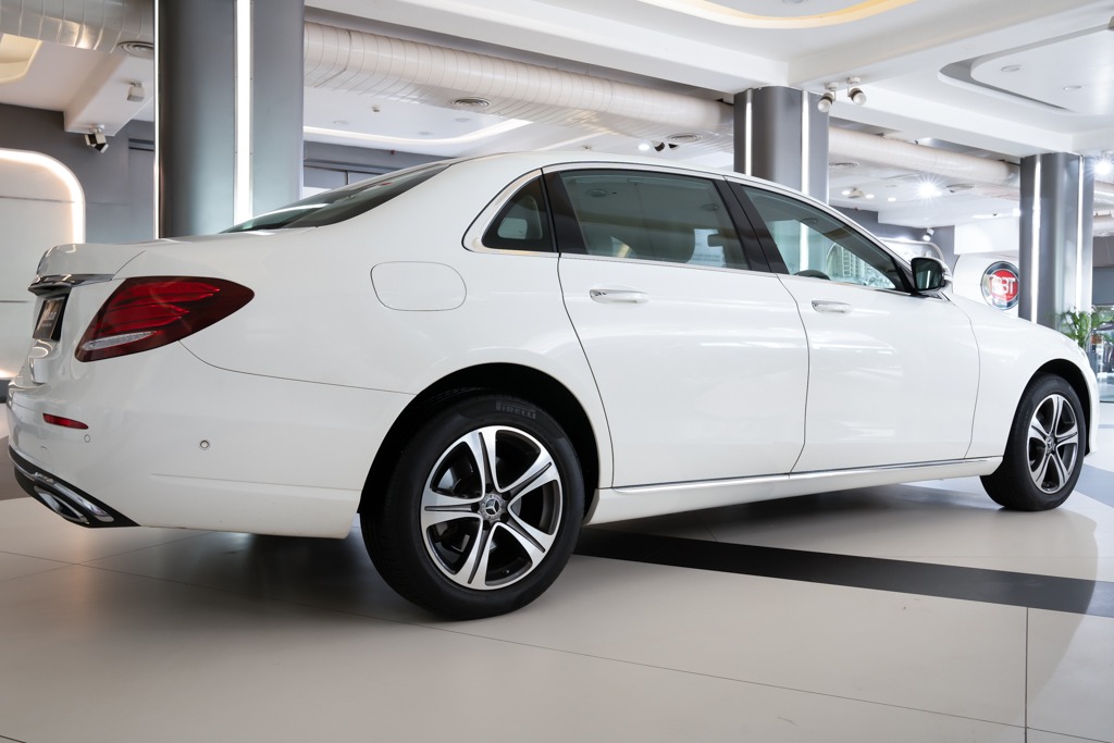 Mercedes Benz E220d Exclusive