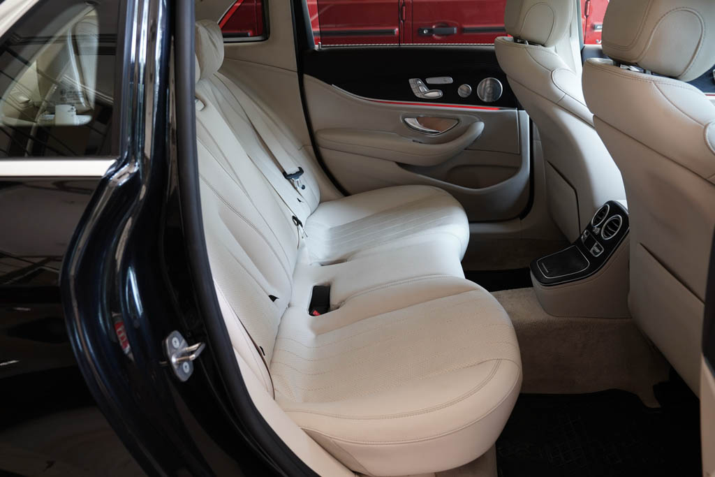 Mercedes Benz E220D Exclusive