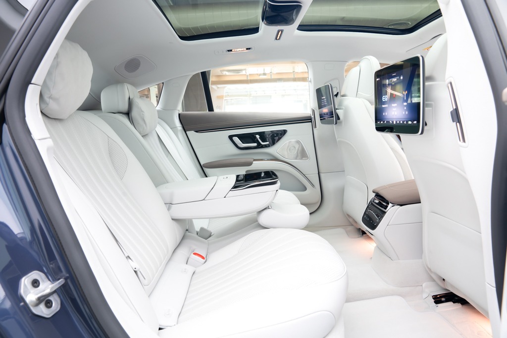 MERCEDES BENZ EQS580 4MATIC