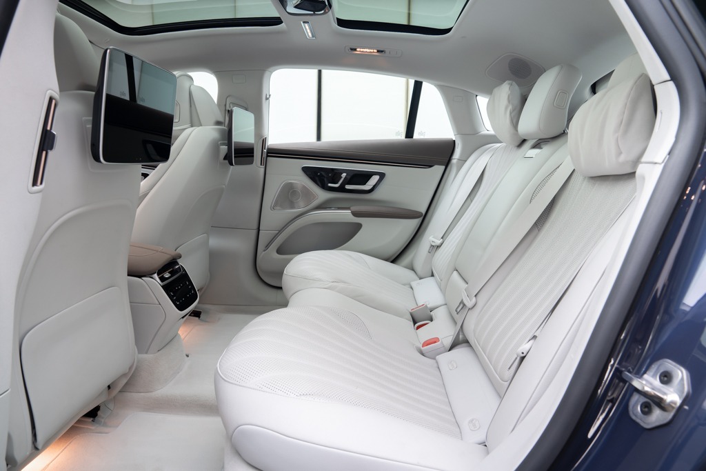 MERCEDES BENZ EQS580 4MATIC