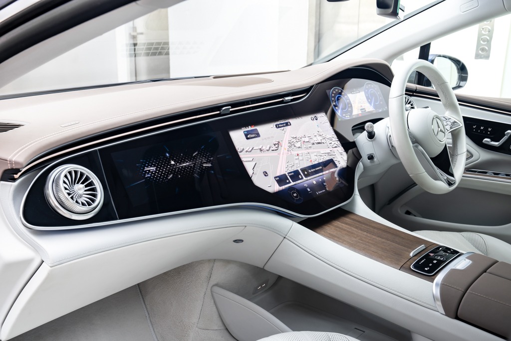 MERCEDES BENZ EQS580 4MATIC