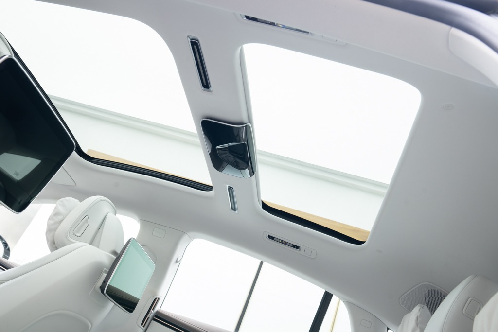 MERCEDES BENZ EQS580 4MATIC