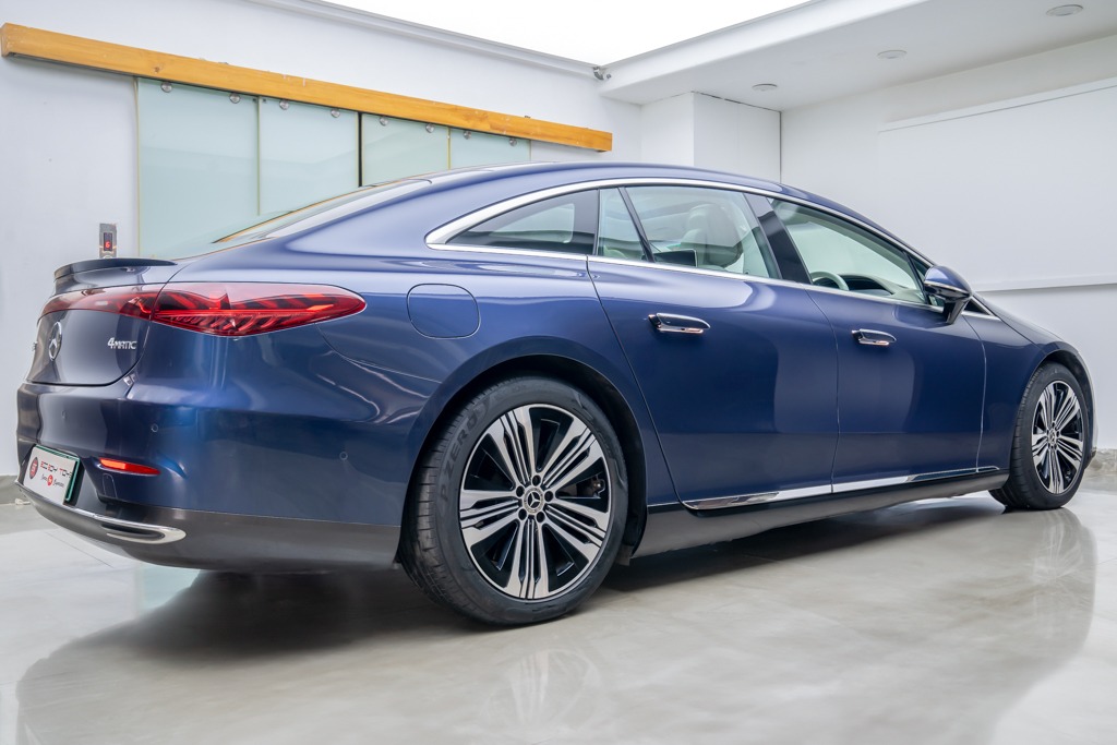 MERCEDES BENZ EQS580 4MATIC