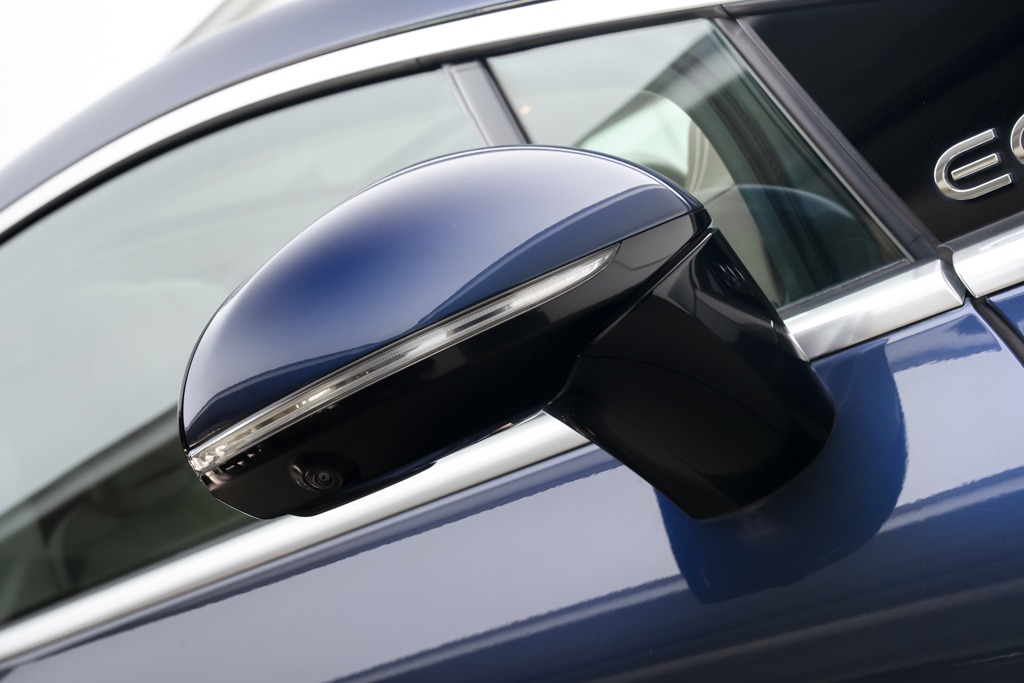 MERCEDES BENZ EQS580 4MATIC