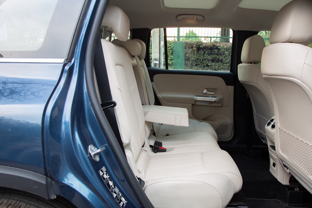 MERCEDES BENZ GLB200 PROGRESSIVE