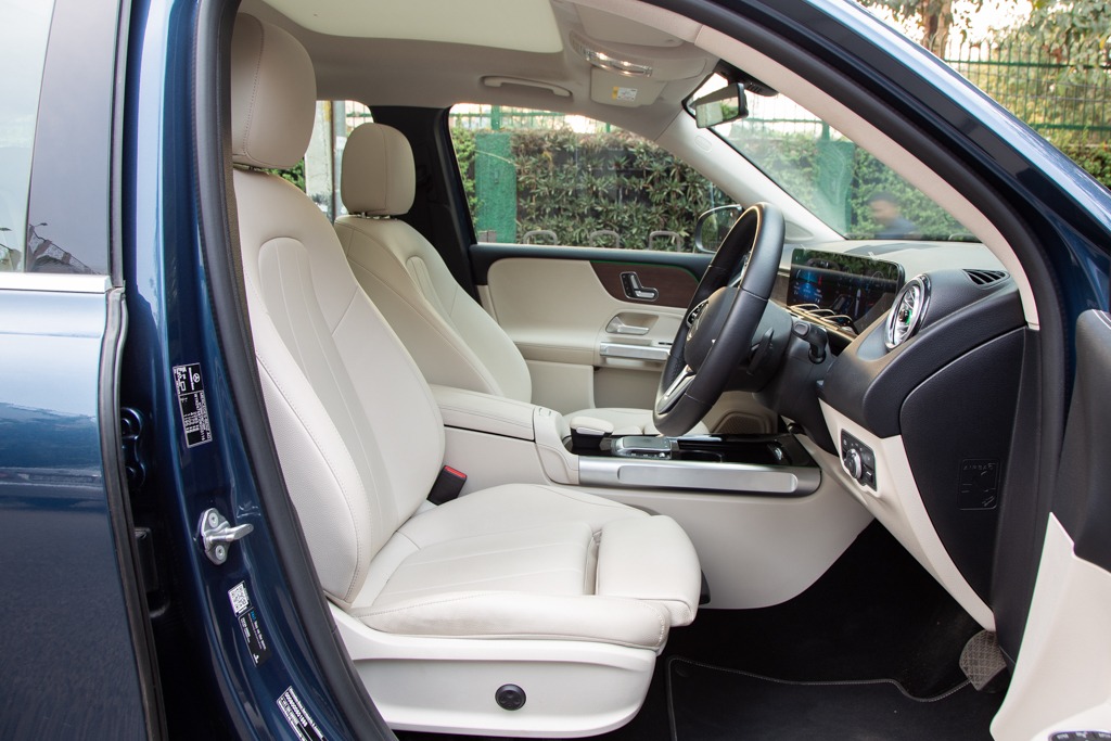 MERCEDES BENZ GLB200 PROGRESSIVE