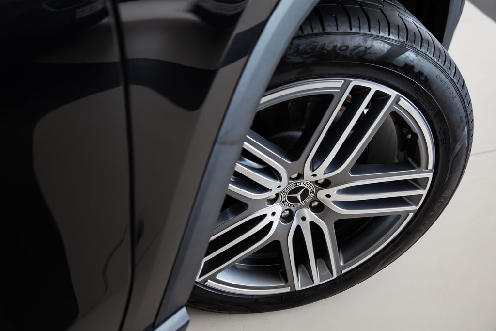 MERCEDES BENZ GLS 400D