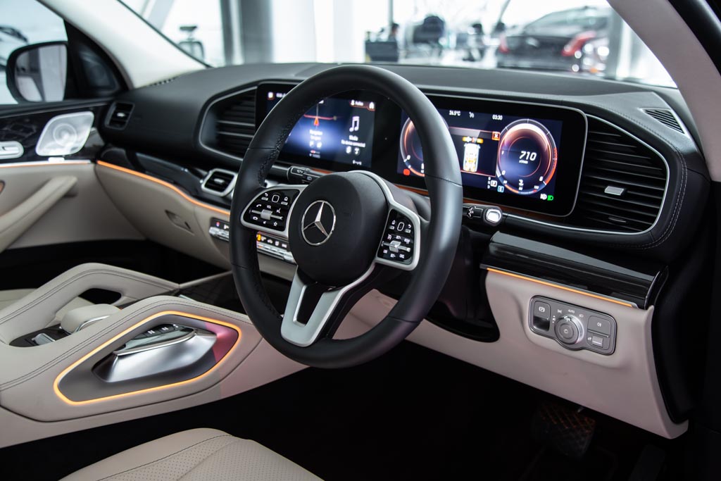 MERCEDES BENZ GLS 400D