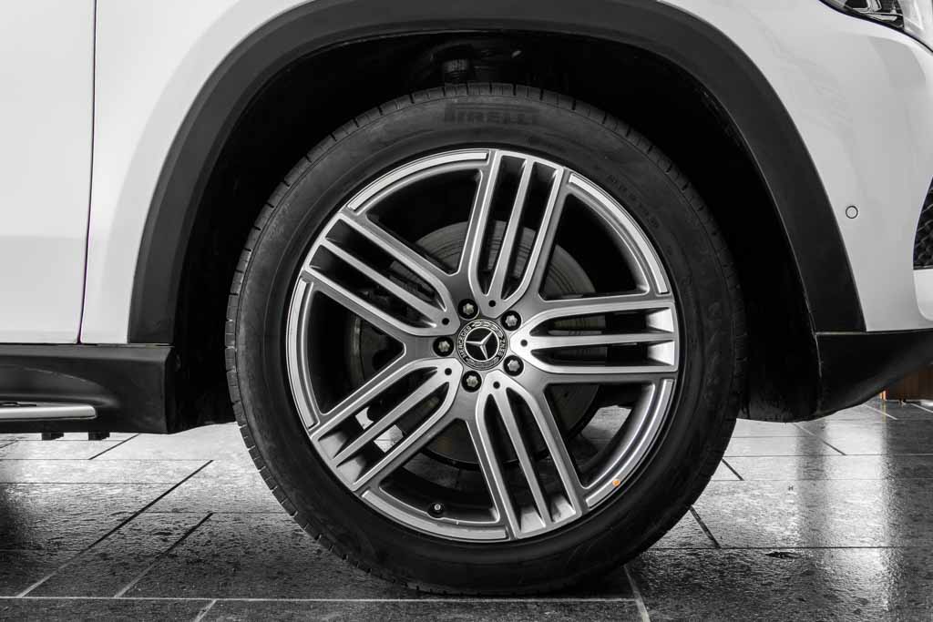 MERCEDES BENZ GLS 400d 4matic