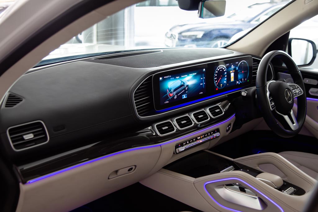 Mercedes Benz GLS400d