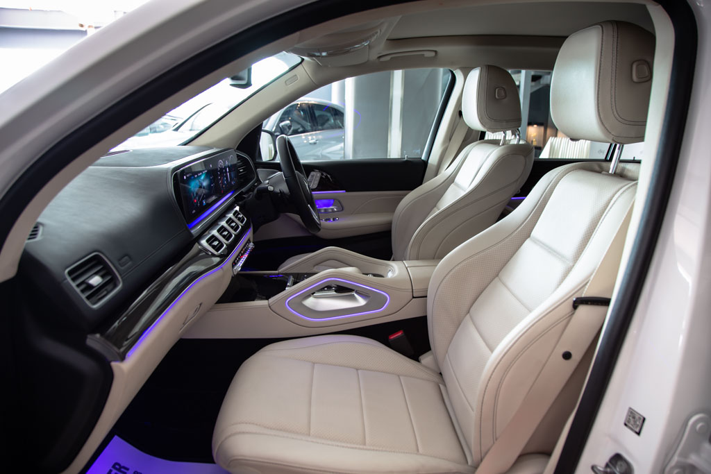 Mercedes Benz GLS400d