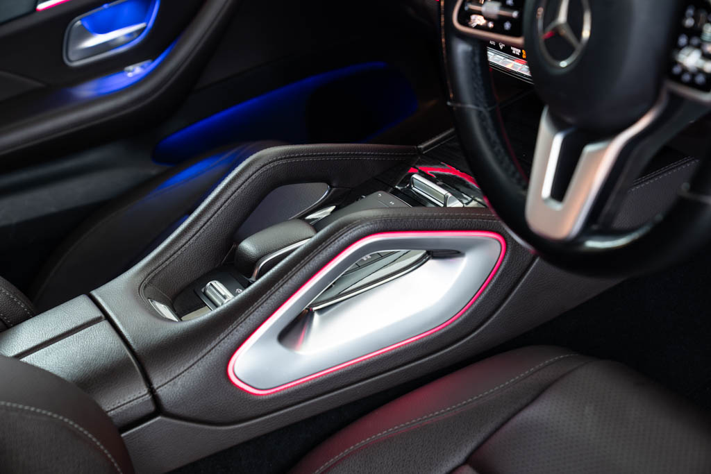 MERCEDES BENZ GLS400D