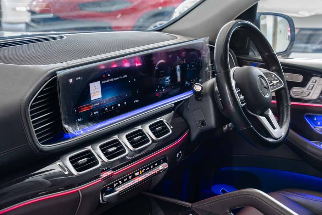 MERCEDES BENZ GLS400D