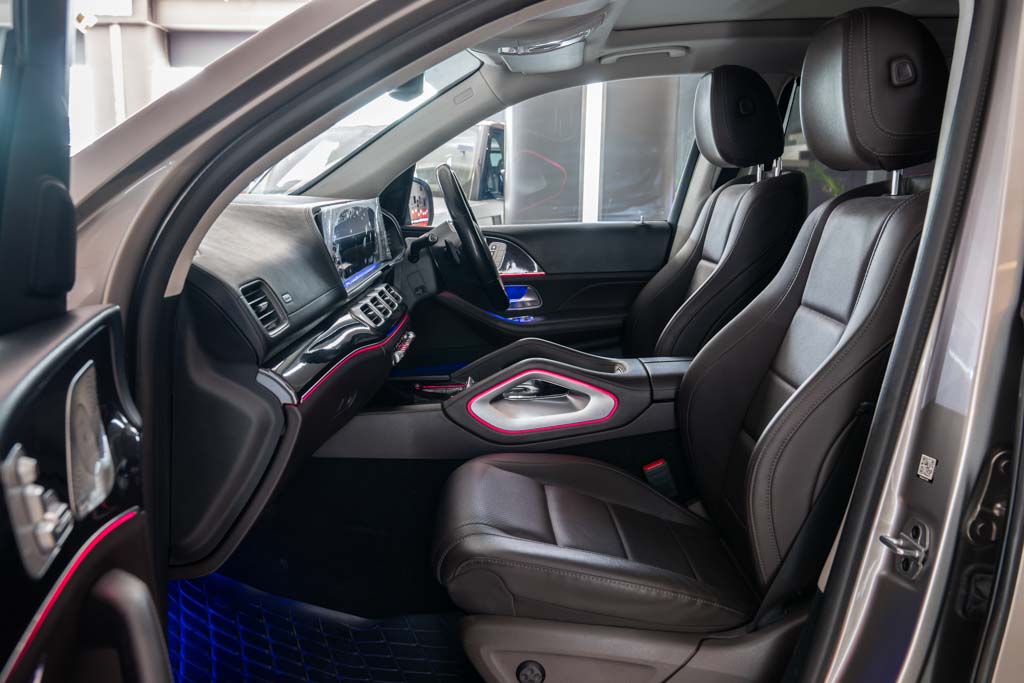 MERCEDES BENZ GLS400D