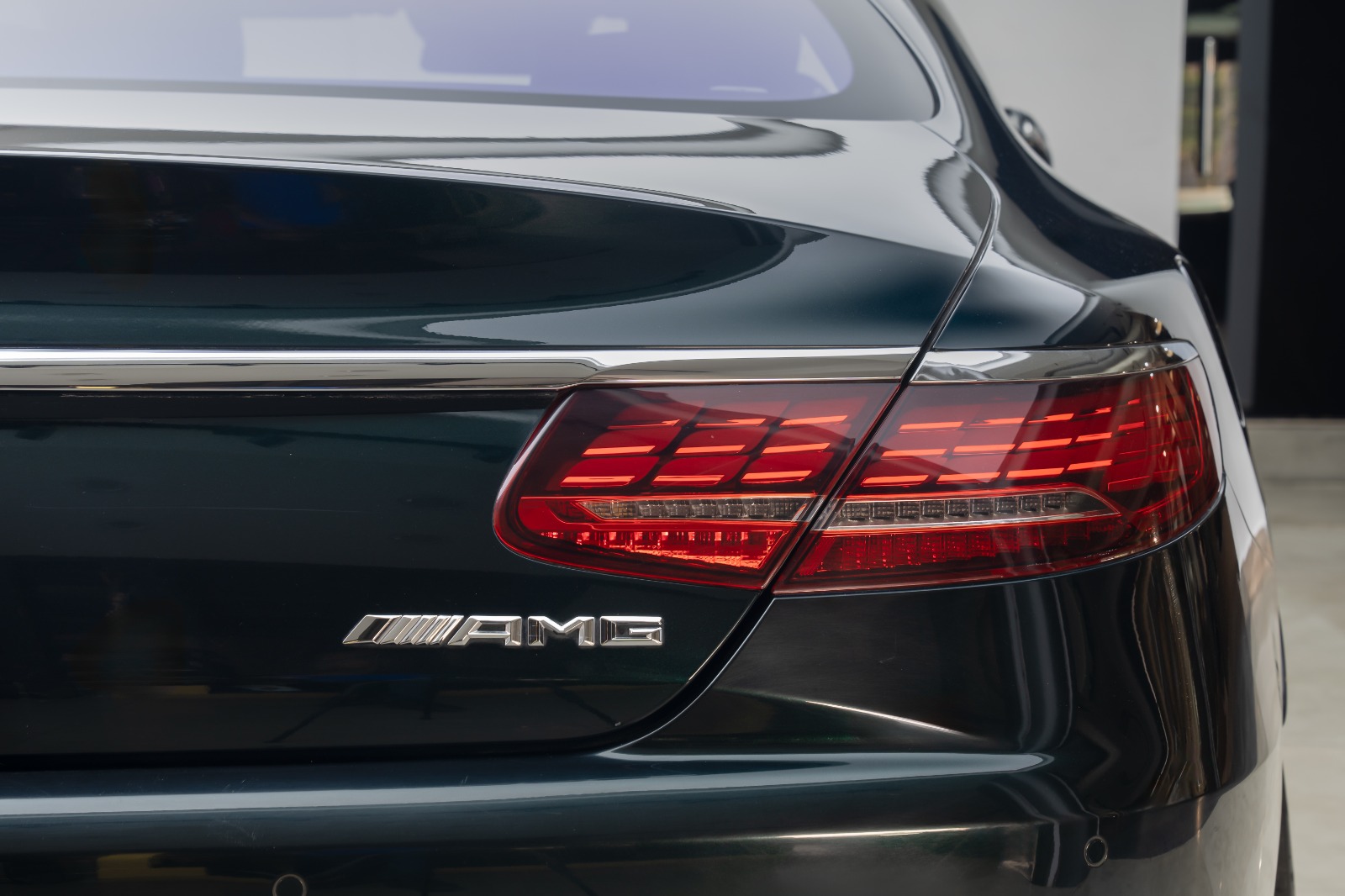 Mercedes Benz S63 AMG Coupe