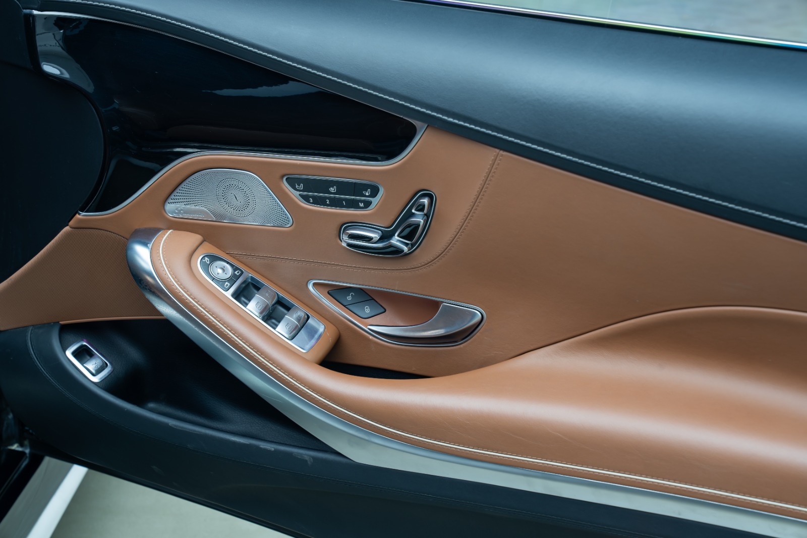 Mercedes Benz S63 AMG Coupe