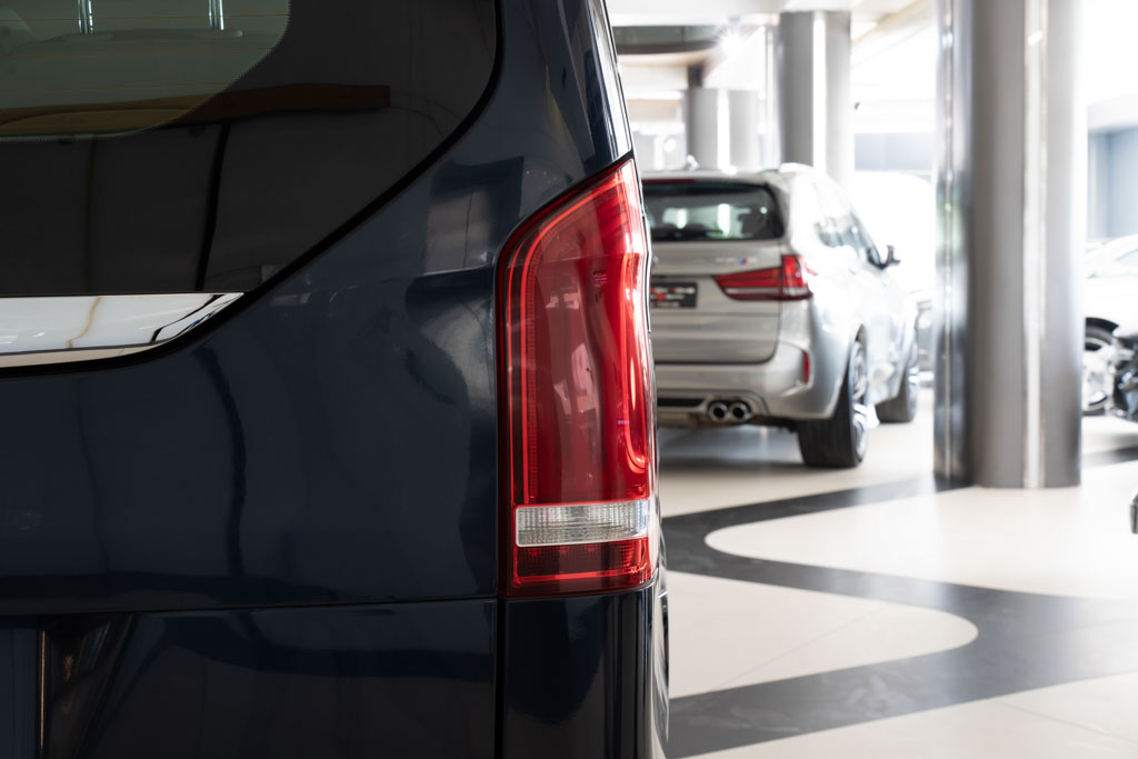 MERCEDES BENZ V220D EXCLUSIVE