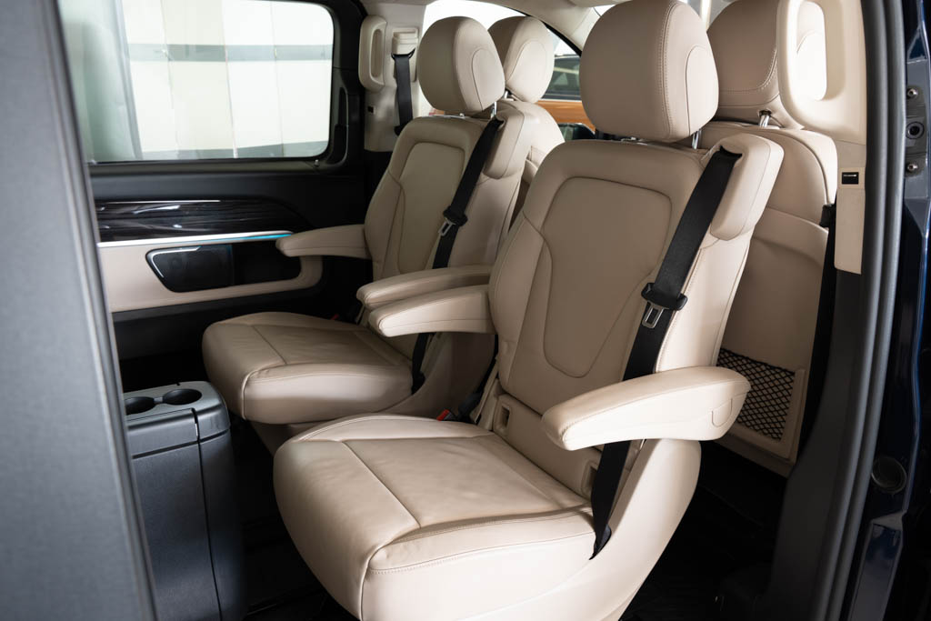 MERCEDES BENZ V220D EXCLUSIVE