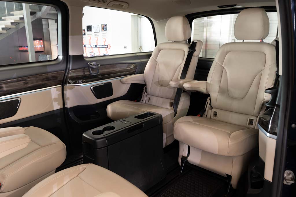 MERCEDES BENZ V220D EXCLUSIVE