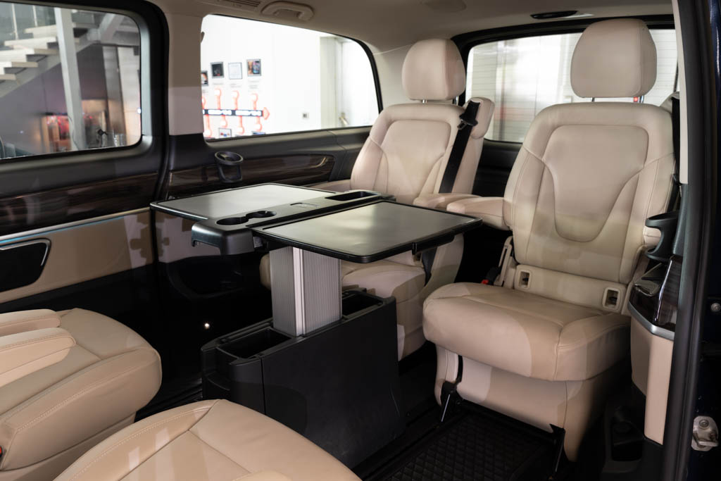 MERCEDES BENZ V220D EXCLUSIVE