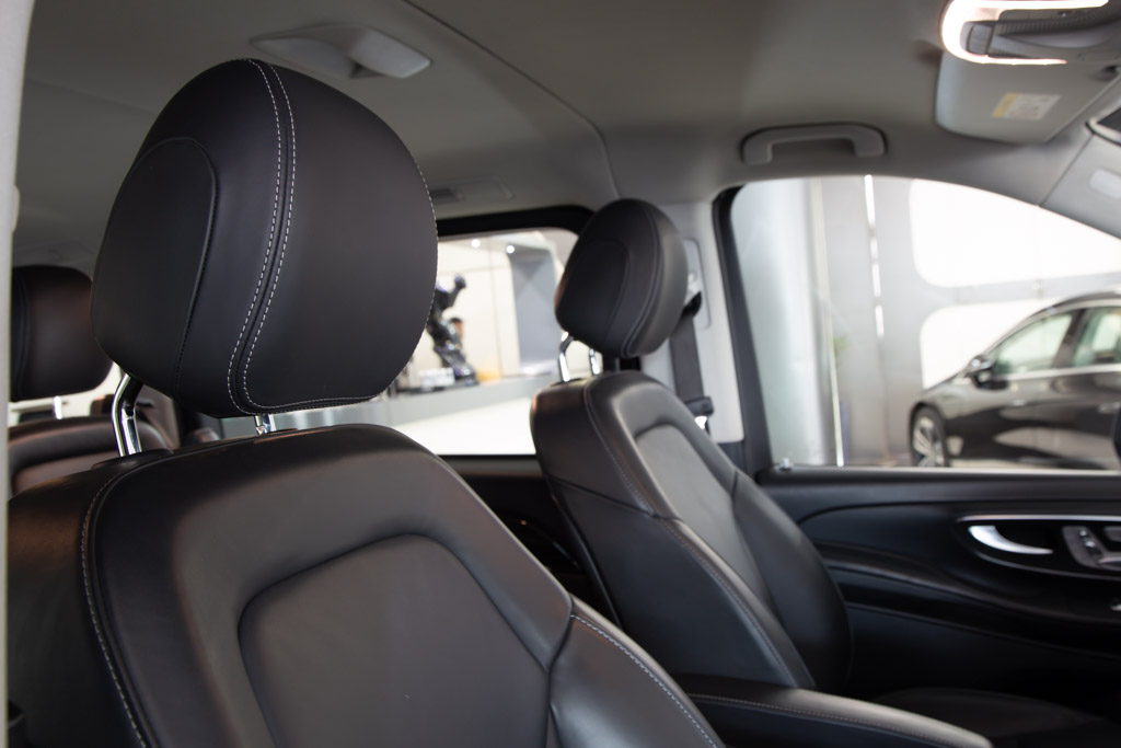 MERCEDES BENZ V220D EXCLUSIVE