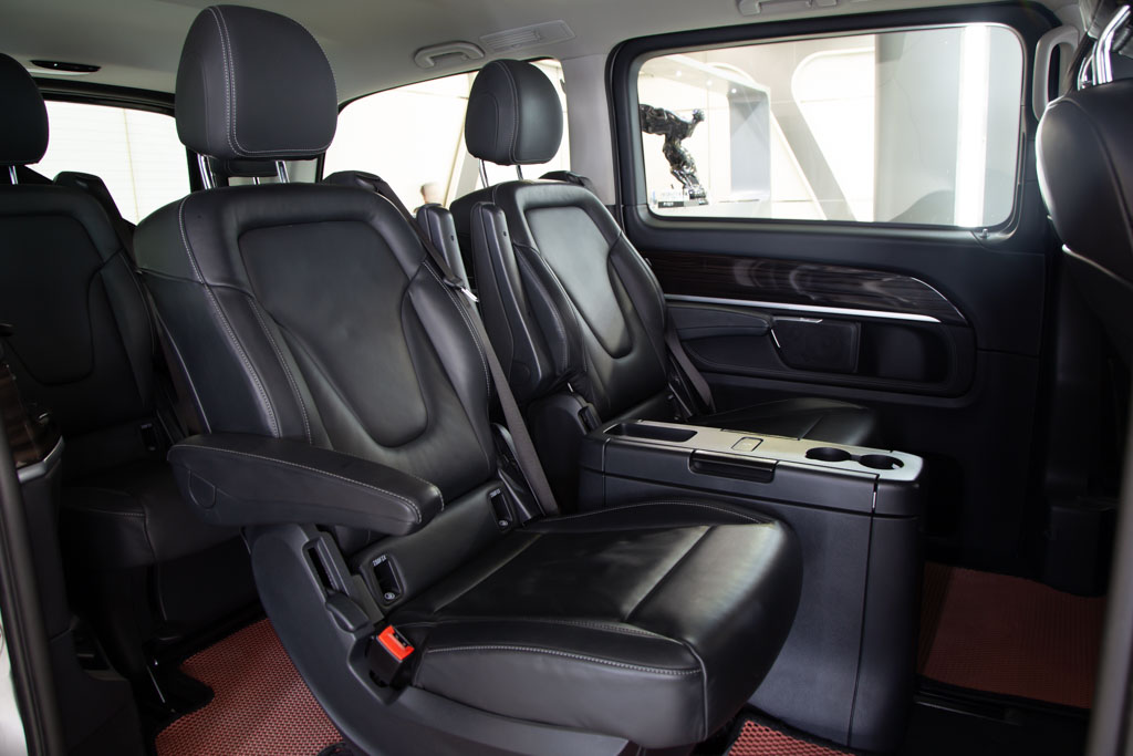 MERCEDES BENZ V220D EXCLUSIVE