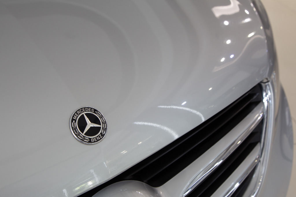 MERCEDES BENZ V220D EXCLUSIVE